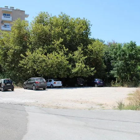 Διαμέρισμα Rodini House *